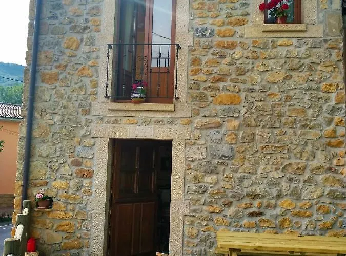 Casa De Aldea La Xunta